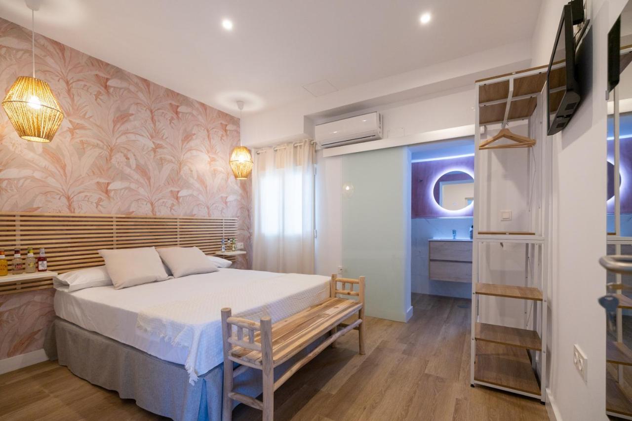 Hostal Royal Bliss ปุนตาอุมเบรีย ภายนอก รูปภาพ